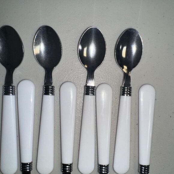 Stainless Steel Flatware 18 Piece Set White Handle Forks Spoons Kitchen Home - Picture 4 of 6